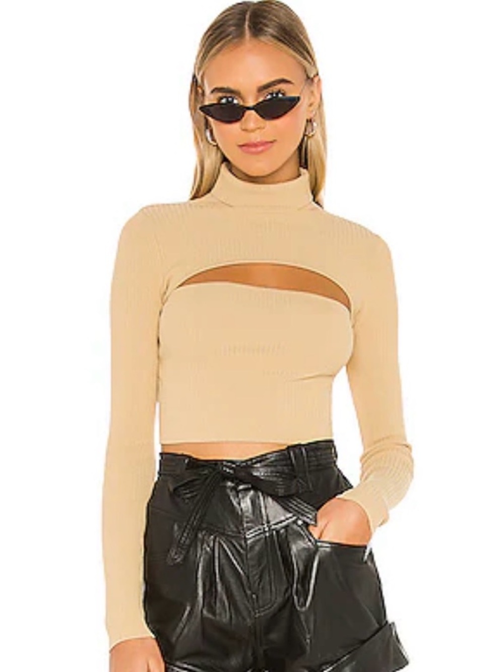 Superdown Ribbed Camel Cutout Turtleneck Crop Top